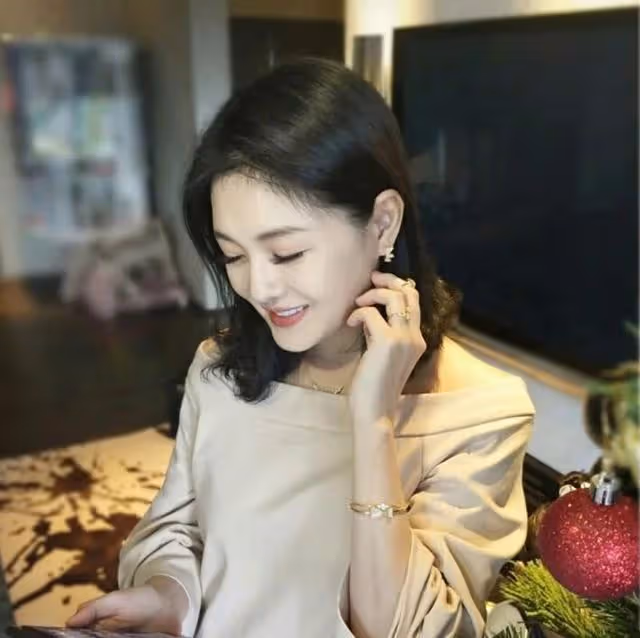 離婚三個月,大S再次閃婚,她才是敢愛敢恨,人狠話不多!