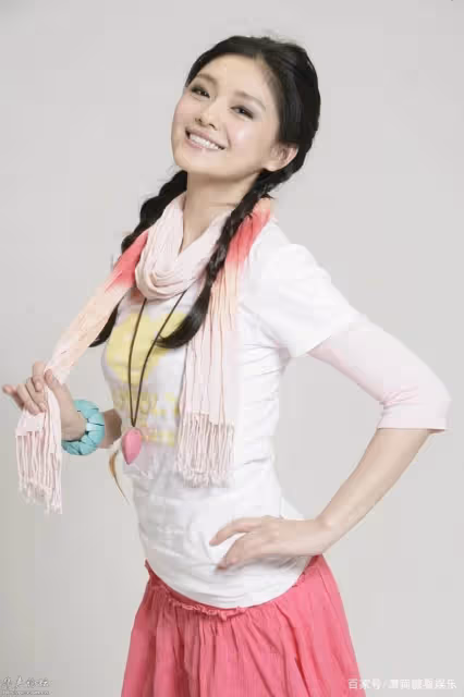 官宣!大s閃婚53歲韓星具俊曄,戀愛過程封神,採訪透露結婚事宜