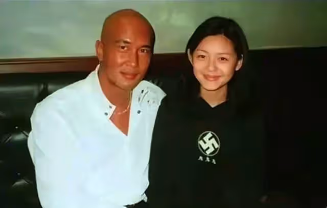 大S閃婚前男友:說她戀愛腦?我只看到了一個女明星的營銷之道