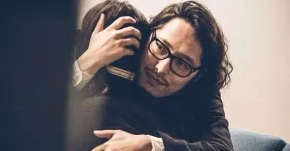 合租室友是個男人,我們在同一屋檐下,擦槍走火