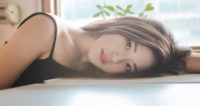 我愛上了她的繼子,相差5歲,跟他睡我挺享受