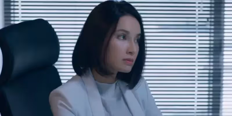 隱匿多年後「趙國公主」罕回歸!46歲鄭雪兒婚後甘心當繼母,對繼子女視如己「終身不孕」,如今11年過去信守承諾:女人當自強