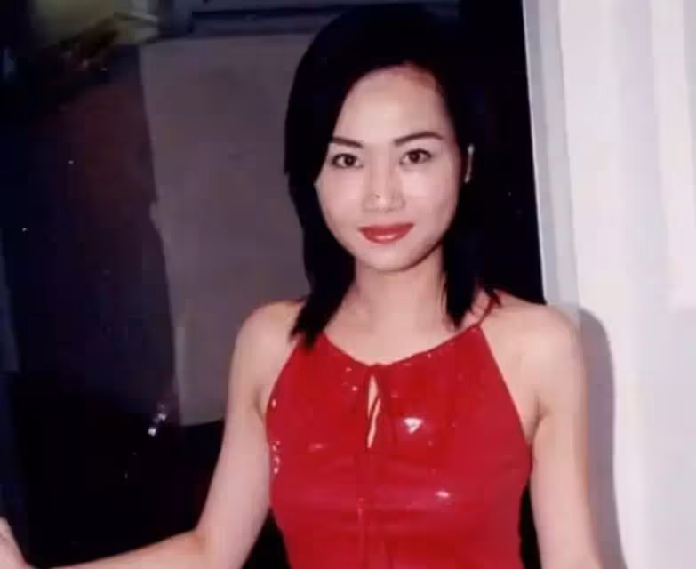 溫兆倫前女友宣布全面復出!哭訴曾被未婚夫背叛,息影后生活十分艱辛,53歲單身沒兒女