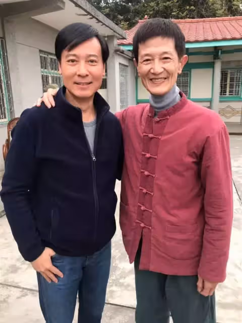 六十耳順!阿西全家山居15年「養雞鴨堅持不殺生」,「長年茹素」坦言人生大轉變
