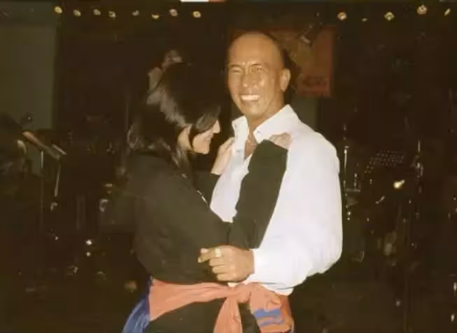 大S「離婚3個月」官宣再婚!自曝當年被迫跟老公分手很遺憾,24年前親密合影曝光:好像兩代人