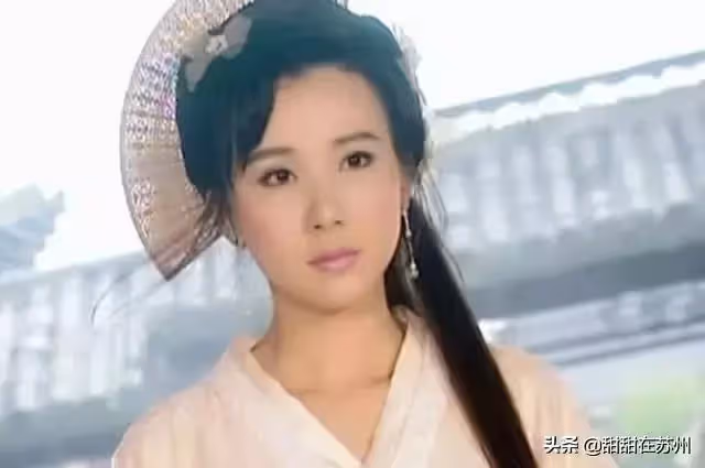 51歲蕭薔「凍齡美貌」榮登英國媒體 多年茹素「練瑜珈10年」維持45公斤少女身材