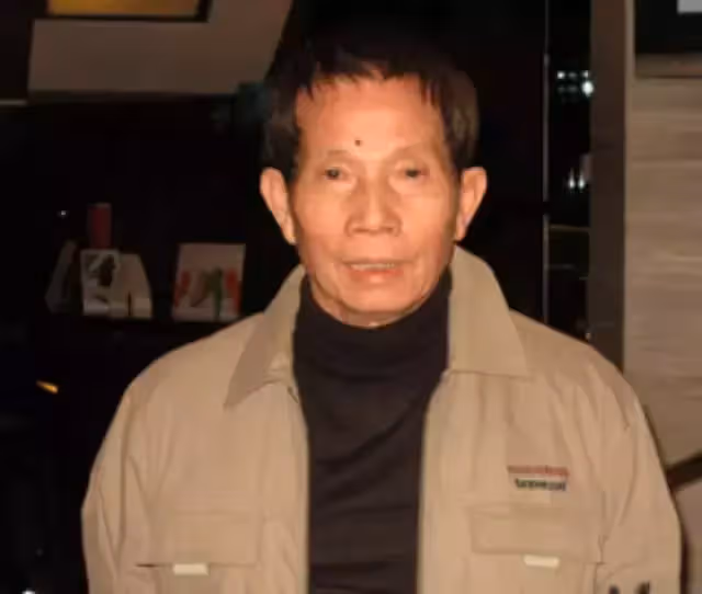 一生被當剋星!資深女星三摯友接連離去「丈夫走了她哭到昏厥」 8年後重獲新生「幸福現況曝光」扭轉命運