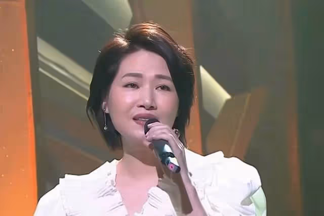 香港知名女星息影17年宣告復出!轉行成餐廳老闆,至今仍是單身