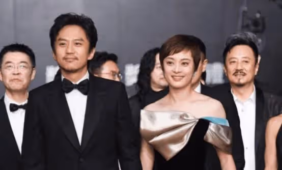 她因太高無戲可拍，同行都勸她轉型，如今打敗孫儷逆襲影后