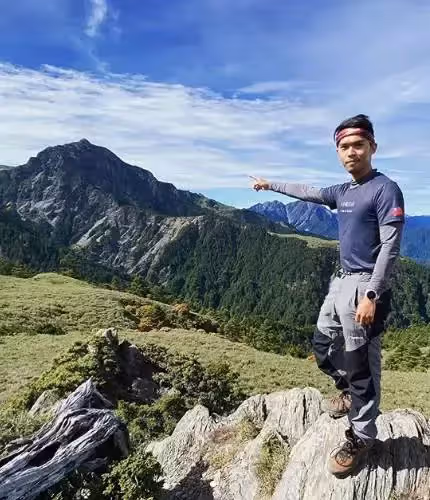 剛在國外讀完碩士，24歲青年為病母棄200萬年薪衝回台灣，返鄉種田領低薪驚人成果曝光，網讚翻