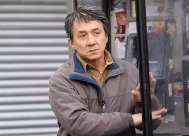 港臺男星今昔：成龍讓人心疼，李連杰不敢認，看到苗僑偉：從年輕帥到老