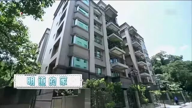 明道買房「親自為家人設計」附院子種蔬果！家中布置樸實溫馨「有空就下廚」將父母寵成小孩