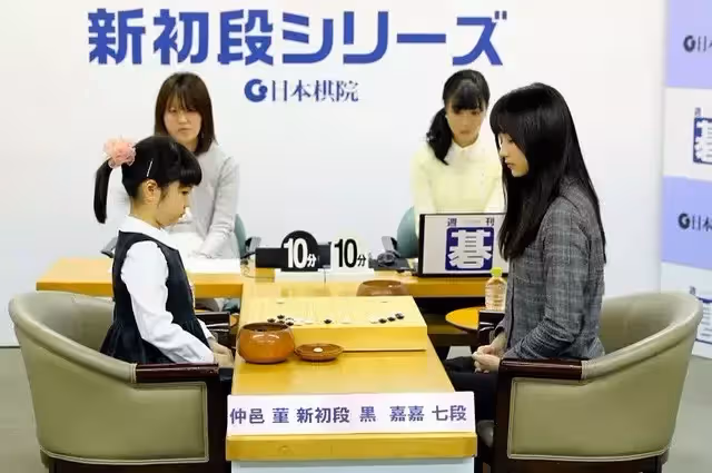 千年一遇「台灣圍棋女神」征服全日本！專注對戰「一抬頭洋娃娃般美貌」秒登熱搜：選手心臟要很大顆