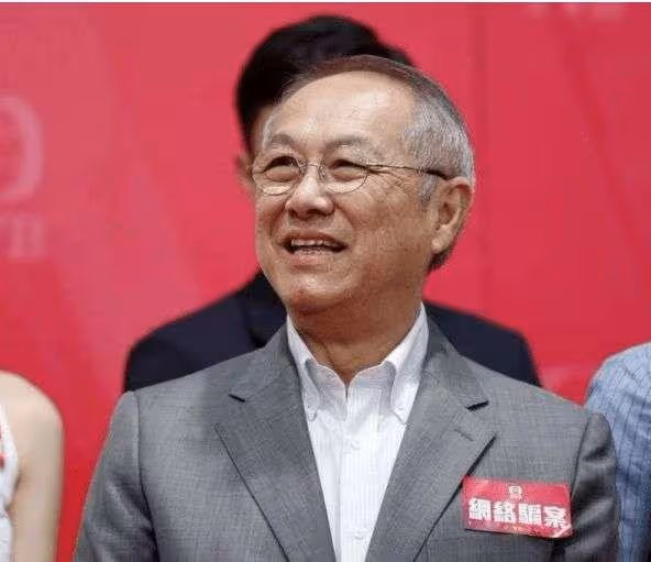 73歲老戲骨嘆TVB人才流失嚴重,對曾勵珍心生感激:她會主動加薪