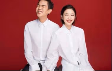 有種秀恩愛「結婚照」叫唐嫣，別人都老老實實，她卻和別人不一樣
