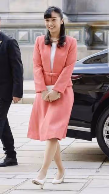 日本皇室最美公主佳子的私服寫真28枚收藏版都在這裡,別再到處找