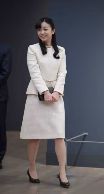 日本皇室最美公主佳子的私服寫真28枚收藏版都在這裡,別再到處找