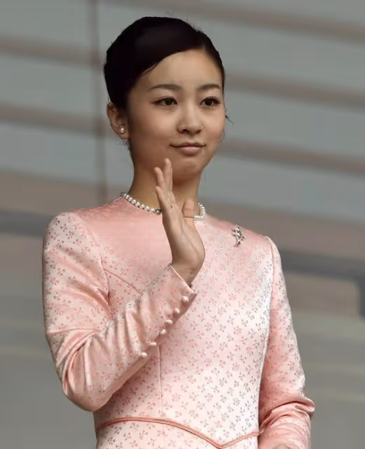 日本皇室最美公主佳子的私服寫真28枚收藏版都在這裡,別再到處找