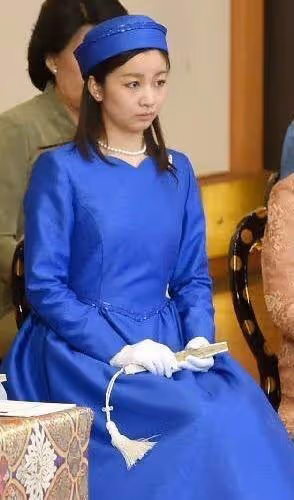 日本皇室最美公主佳子的私服寫真28枚收藏版都在這裡,別再到處找