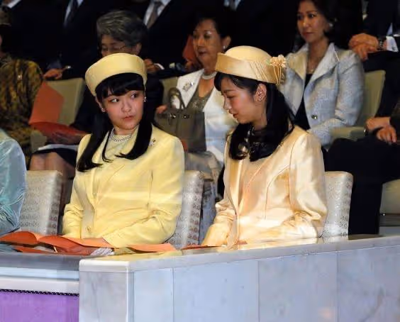日本皇室最美公主佳子的私服寫真28枚收藏版都在這裡,別再到處找