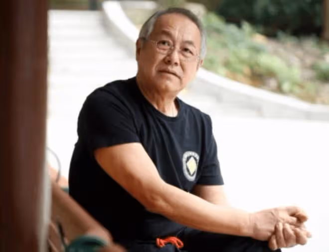 74歲老戲骨批評TVB亂捧人做主角!工資低又辛苦,留不住厲害的人