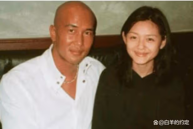 具俊曄有多慘,搭檔遇車禍導致團隊解散,被迫到東大門賣衣服為生
