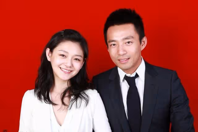 婚內就出軌？本以為汪小菲不忠已是大瓜，沒想到大S閃婚才是王炸