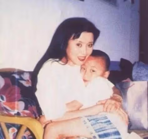 ''懺悔王"丁嘉麗，究竟是什麼風流往事讓她懺悔半生？