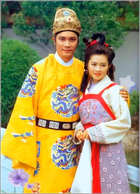 學生情人李麗珍,急流勇退回歸家庭卻失婚,今與女兒相依為命,56歲凍齡與女兒像姐妹