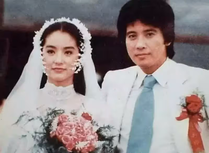 林青霞癡戀帥氣秦漢20年,卻遺憾分手,嫁給其貌不揚的現任安度半生:心安才是歸處