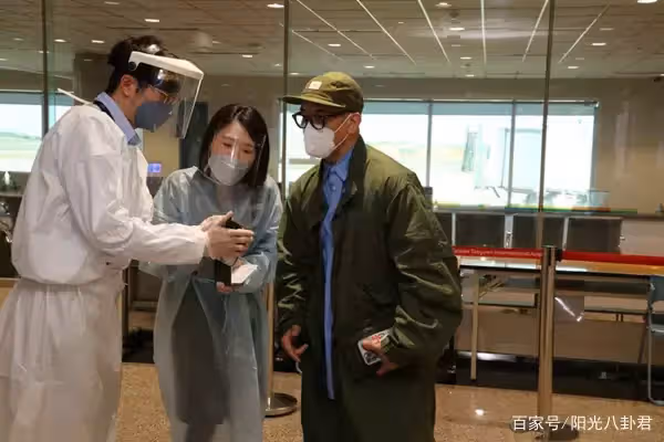 大S再婚後變賢妻，為老公具俊曄安排高檔酒店，貼心給記者送冷飲