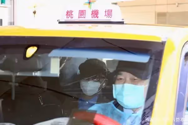 大S再婚後變賢妻,為老公具俊曄安排高檔酒店,貼心給記者送冷飲