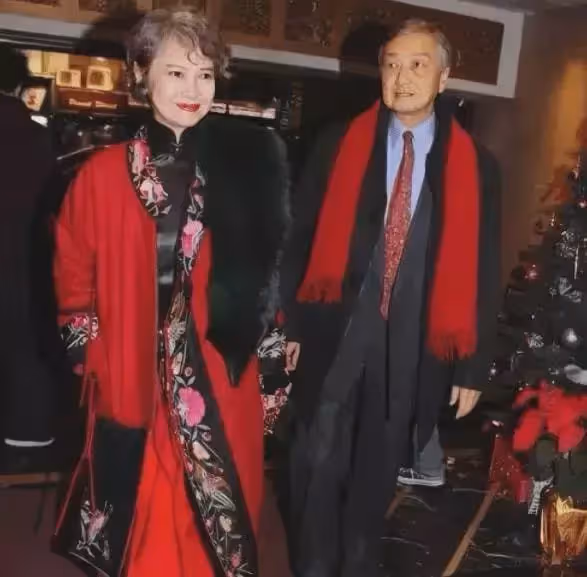 74歲蕭芳芳美過張曼玉,歷經兩段感情,被譽「最難忘前任」:女人的一生無需依靠男人