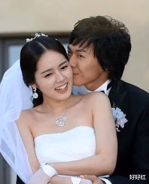 23歲就結婚,她是真的幸福?