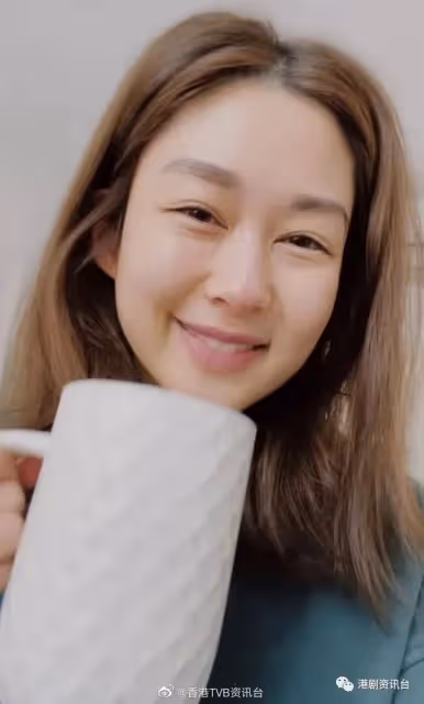 岑麗香拍片曬靚靚素顏!何雁詩再過3個月做媽咪