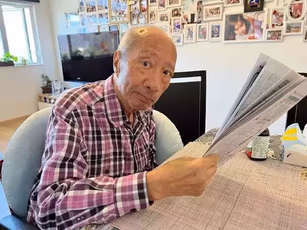77歲TVB老戲骨不幸中風！半身不遂只能坐輪椅
