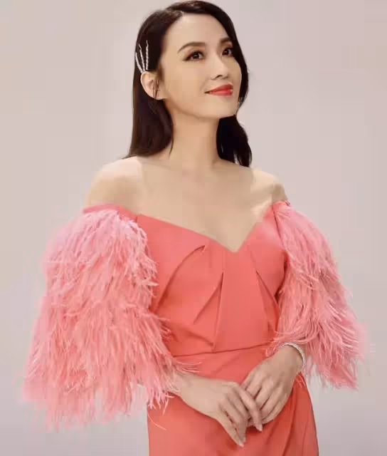 恭喜！TVB花旦陳煒與男友下月低調結婚，不邀親友出席婚禮