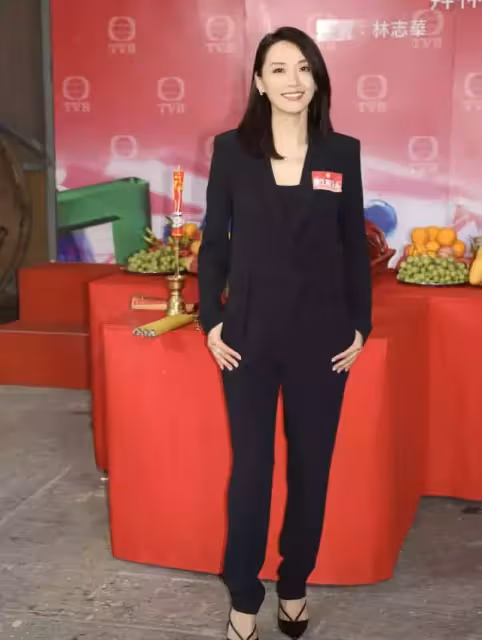 恭喜!TVB花旦陳煒與男友下月低調結婚,不邀親友出席婚禮