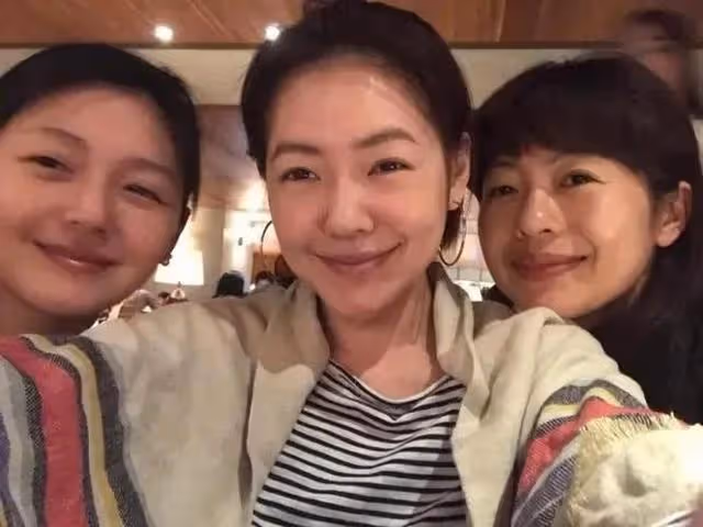 大s次次閃婚,以往感情中她受到了太多的挫折或許這就是原因