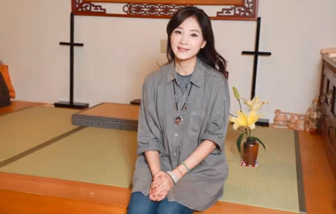 女星患癌怕遺傳後代不結婚,55歲從未談過戀愛,父母離世終生不嫁