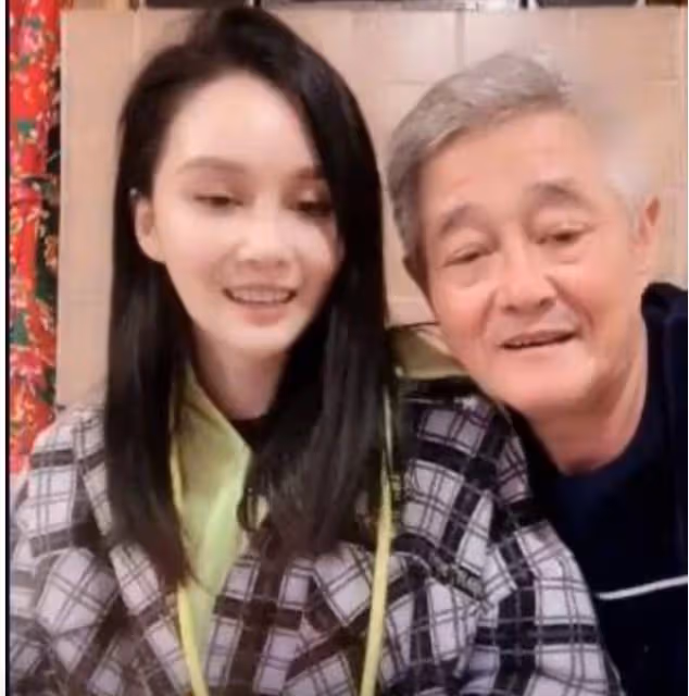 球球哭訴趙本山不接受未婚夫,還派人逼其離開,男方失聯已有三天