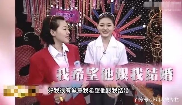 具俊曄已抵達台北機場,在鏡頭前開心揮手,小S很期待見到姐夫