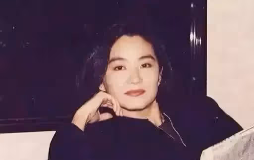 河南鄉村教師突然得知:親生妹妹竟是林青霞,拒絕妹妹200萬補償,習慣平靜生活