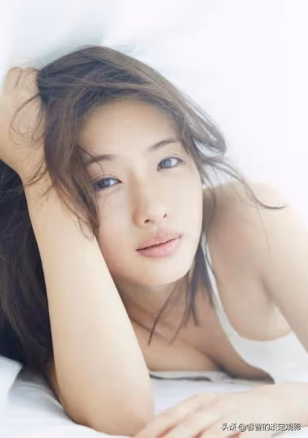 日本超人氣女優,清純可愛,美麗動人的石原里美