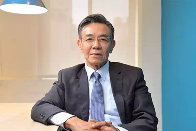 秒掀回憶！崔佩儀曬《花系列》20年後大合照「有革命情感❤」　粉絲驚「當年超帥小生都沒變」保養太好