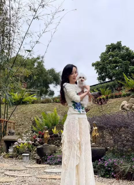 「台灣第一美女」認愛了!53歲「親吐不婚原因」靠自己也行 「媽媽走後7年」仍堅持每天抄2小時心經