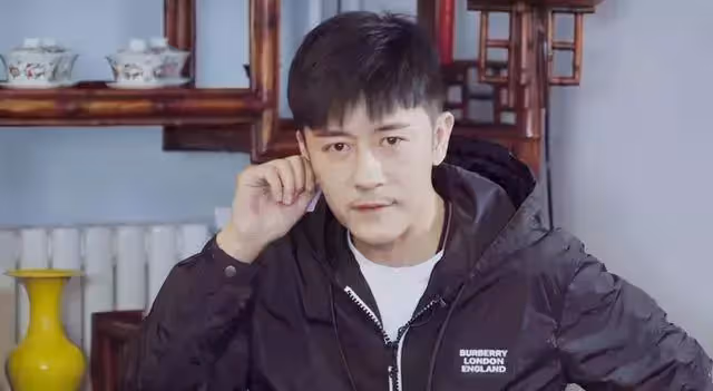 《我,喜歡你》林雨申戲裡戲外反差極大,魅力十足的雅痞大叔