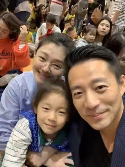 台媒曝汪小菲思念女兒，悄悄上線吐露心聲太卑微，曾談帶娃回內地