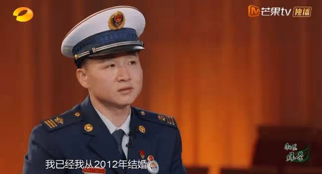粉絲在為他們應援，他們卻在向別人致敬？