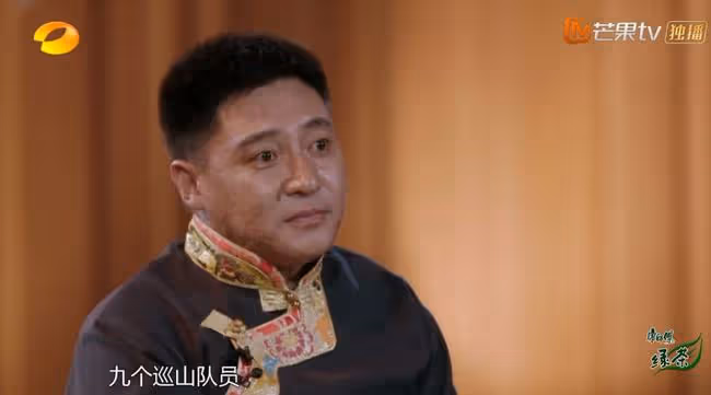 粉絲在為他們應援，他們卻在向別人致敬？